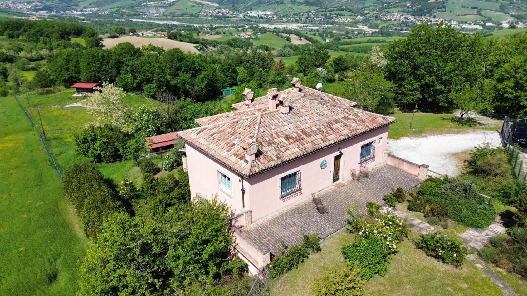 Villa Clara - Natura & Silenzio ซานเลโอ ภายนอก รูปภาพ